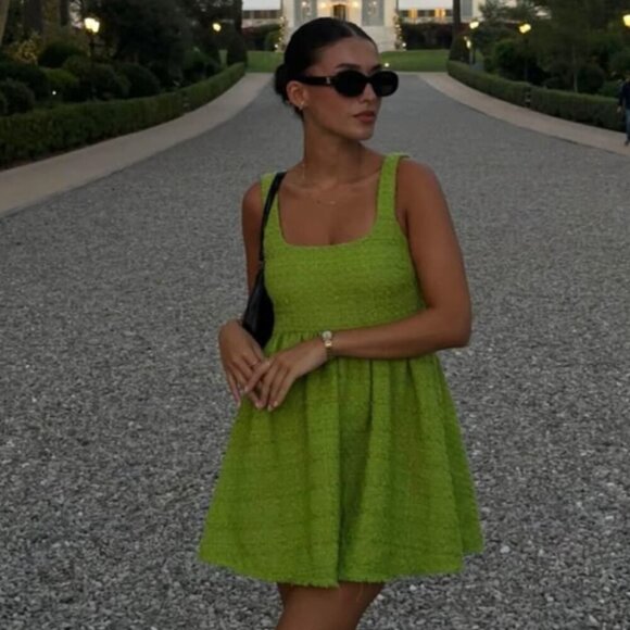 Zara Textured Weave Short Dress Bloggers Fav Green Size Medium - Picture 2 of 10